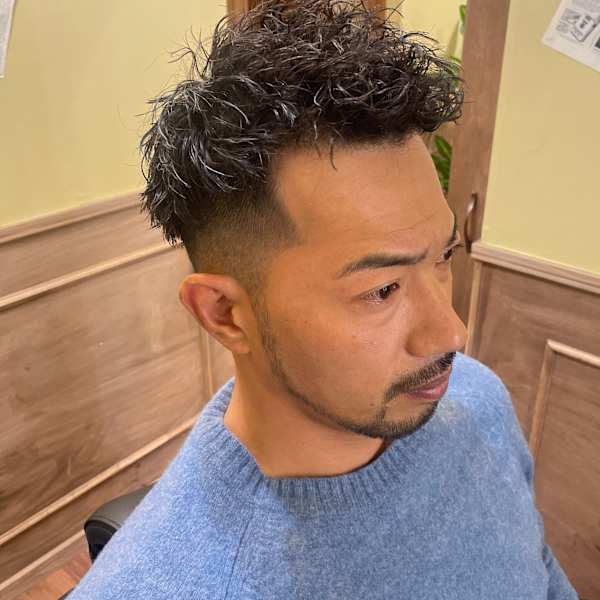 ツーブロックマッシュ/波巻き/ハイライト/束感[北千住/理容