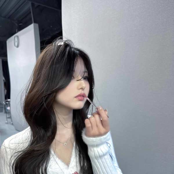 韓国風ヘア　ヨシンモリ　美髪　前髪|JENNIE by Menon