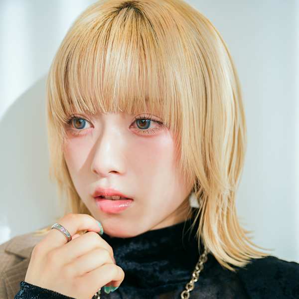 ホワイトブロンドウルフボブ|little×RINNE 栄