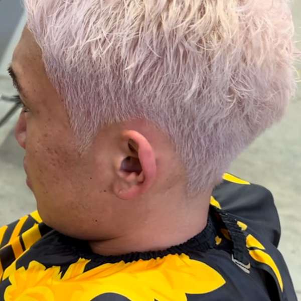 ホワイトベージュ