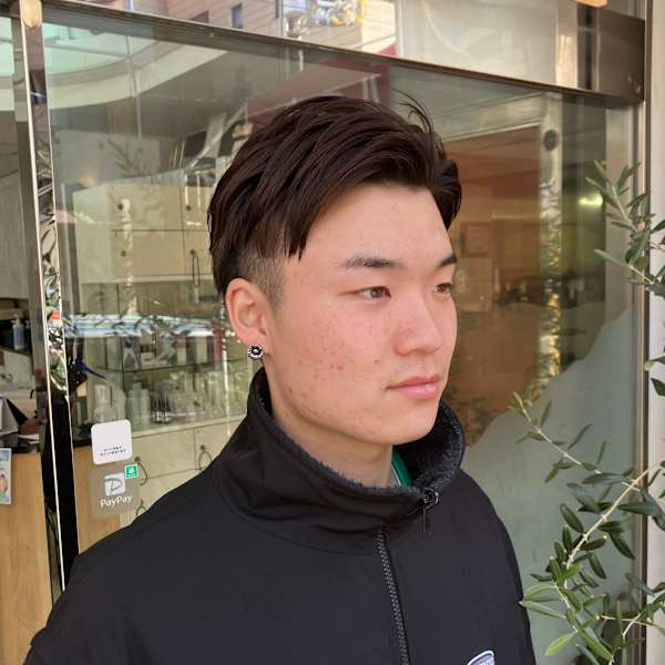 アップバングショート