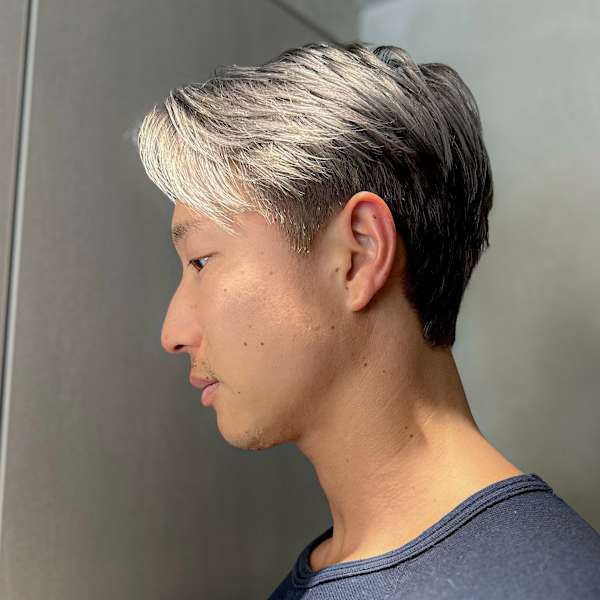 【吉田智哉】フェザーショート、刈り上げショート、グレー