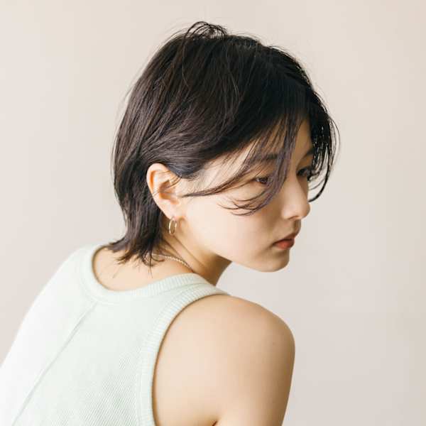 前髪無しのショートボブ