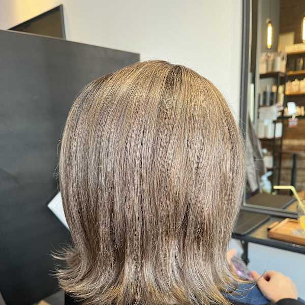明るい白髪染め|半個室型美容室 Sourire 九産大前店
