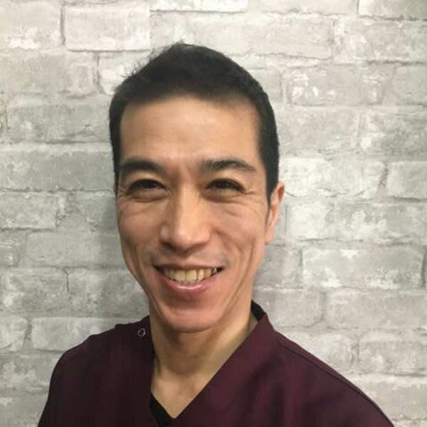 椎名亮 整体院【シイナアキラ セイタイイン】のスタッフ紹介。シイナ アキラ