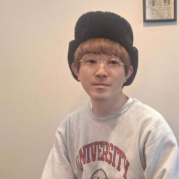 さんかく美容室【サンカクビヨウシツ】のスタッフ紹介。落合　政吉