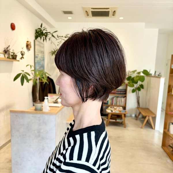 ナチュラル前下がりショート　　|Lico hair