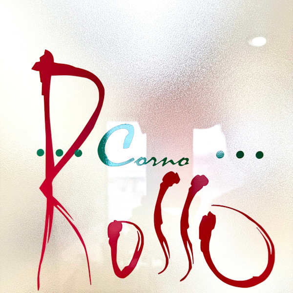 CORNO ROSSO【コルノロッソ】のスタッフ紹介。CORNO ROSSO