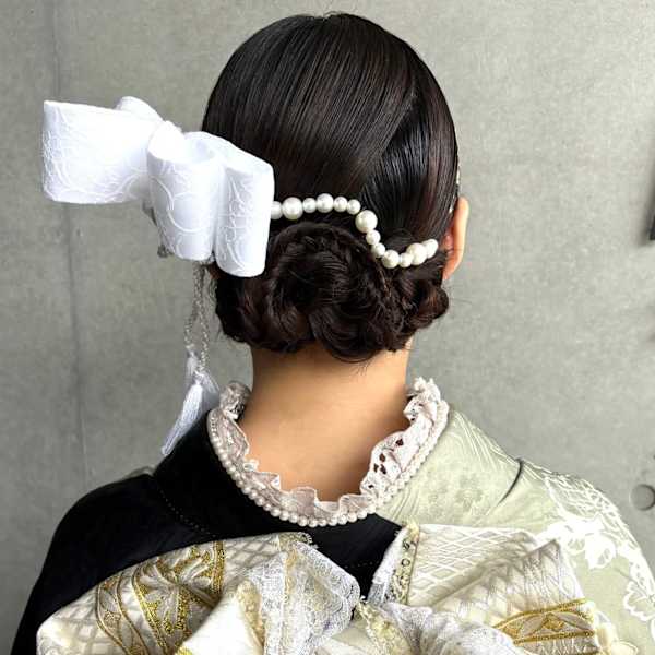 成人式ヘアセット パール 大きめリボン タイトシニヨン