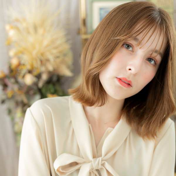 ハイトーンカラーミストバングくびレイヤー くすみベージュ|COVER HAIR bliss【カバーヘア ブリス】大宮/大宮西口店