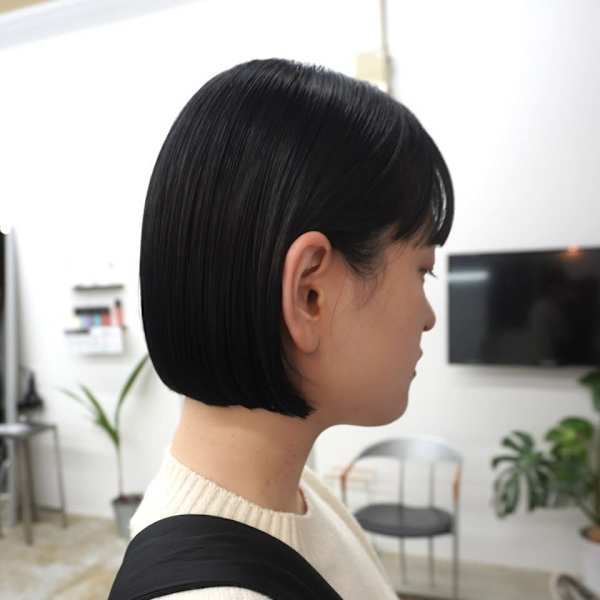 あごラインボブ×ワイドバング