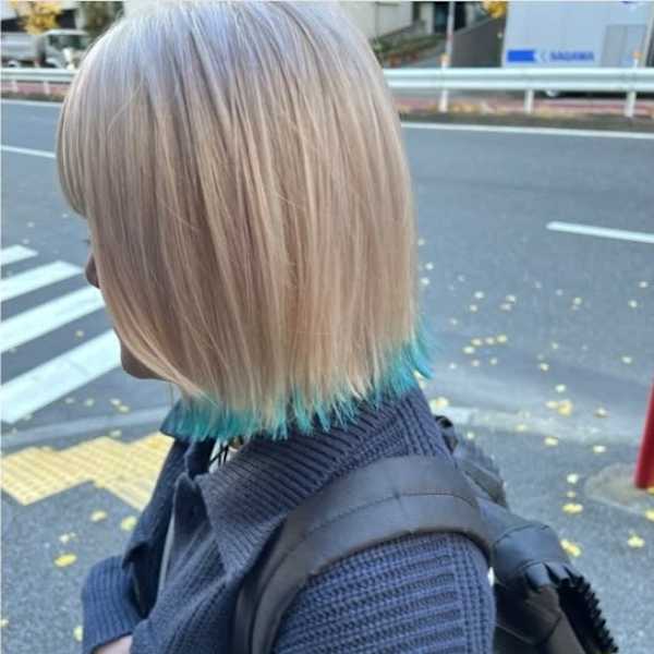 ホワイトブリーチ×裾カラーターコイズ