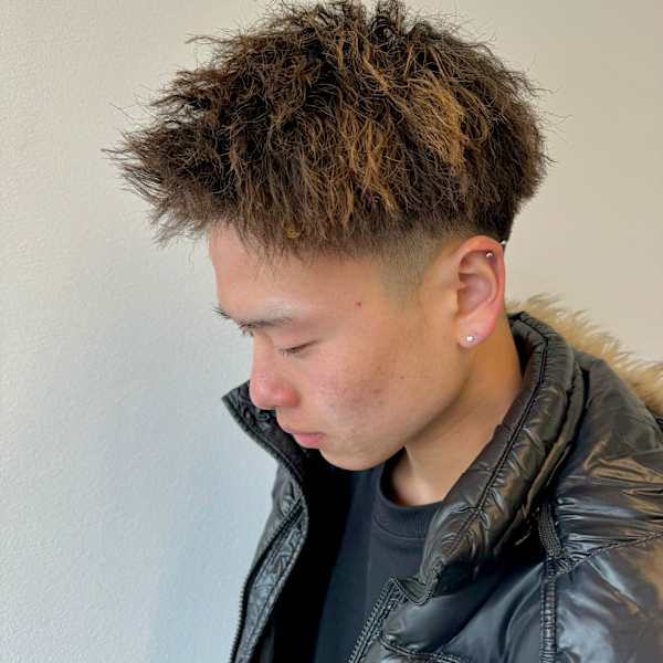 ツイスト×アップバングスタイル