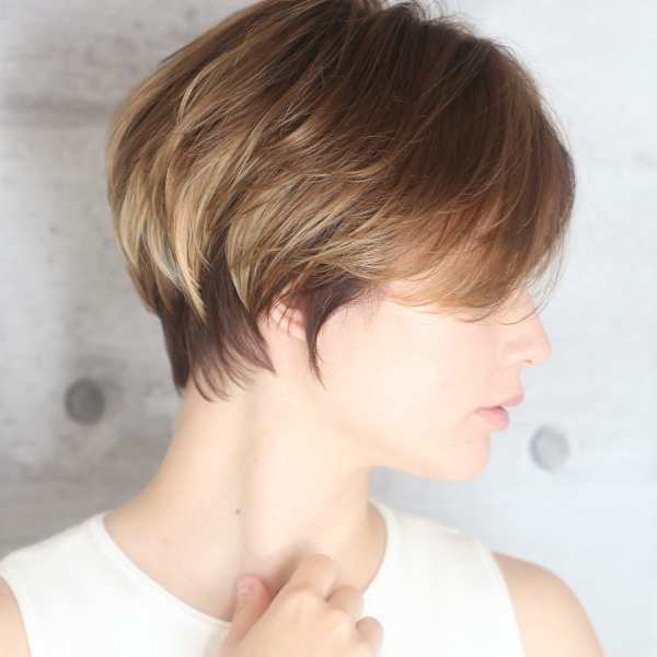 ショート・ボブ/白髪ぼかし/ハイライト/絶壁解消/