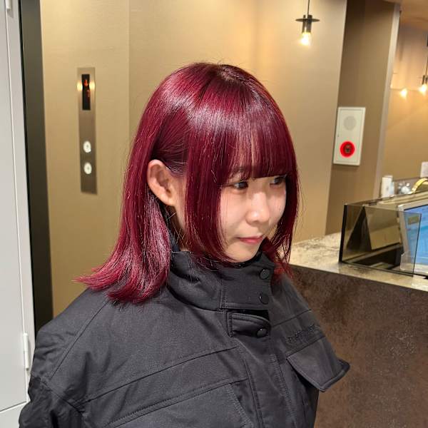 ワインレッドカラー/暖色カラー/ブリーチ/横浜/横浜駅西口