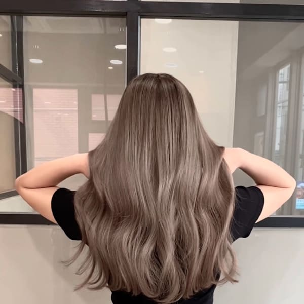 【愛されヘア❤︎】ゆるふわベージュカラー|髪質改善/縮毛矯正専門店Hailey