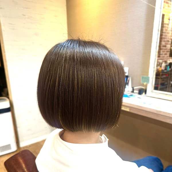 インナーカラーショートカットショートボブハイライトメッシュ