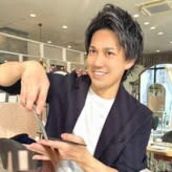 La Bless 大阪梅田サロン[LINKS前]【ラ ブレス オオサカウメダサロン】のスタッフ紹介。北山　誠