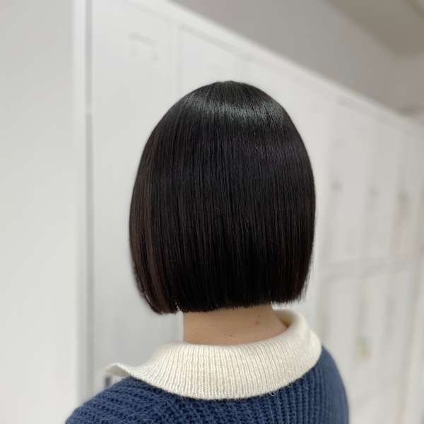 美髪矯正切りっぱなしボブ☆