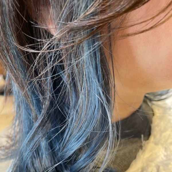 インナーで遊ぶポイントブルーカラー