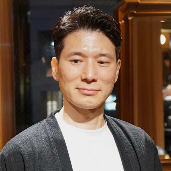 40代 メンズヘア 7:3パート 大人ヘア フェードカット|DAU BARBER SHOP 表参道