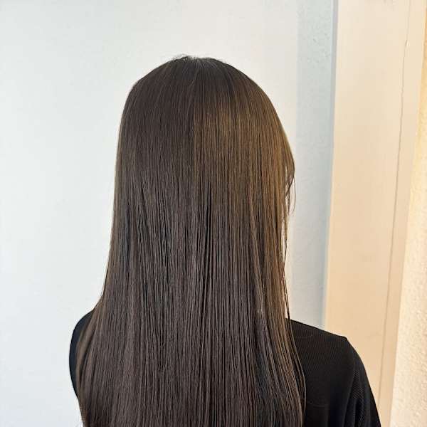 ベージュブラウン |newi belsia 名駅