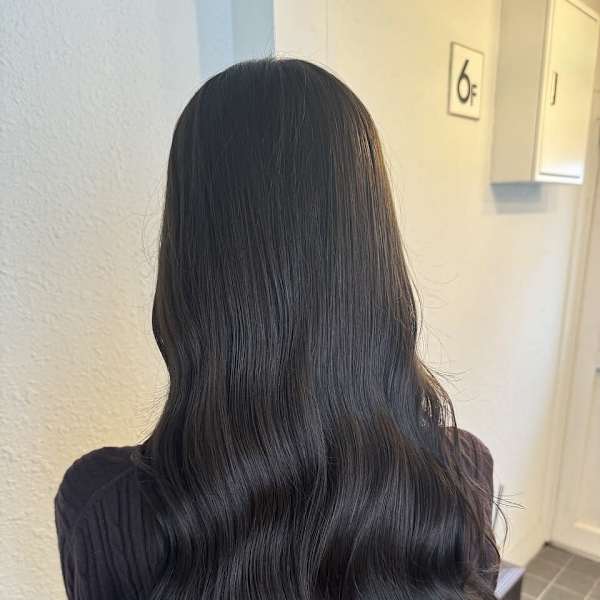 グレージュカラー|newi belsia 名駅