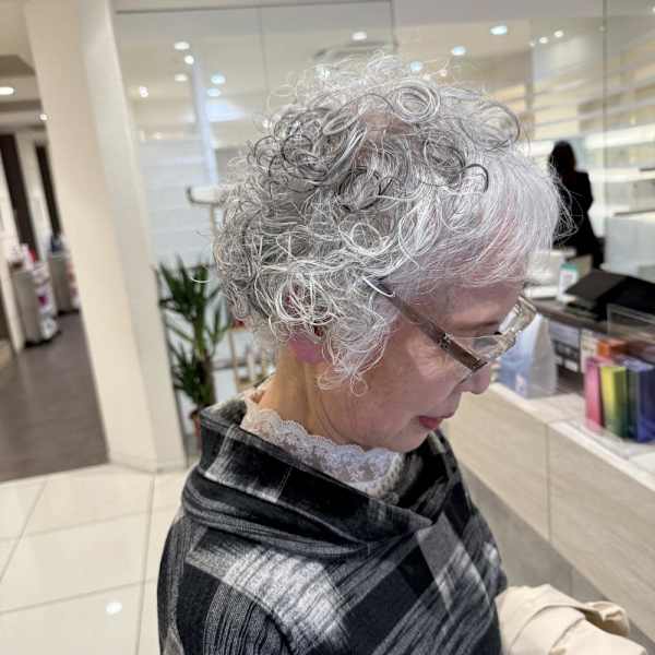 シルバーヘアパーマ