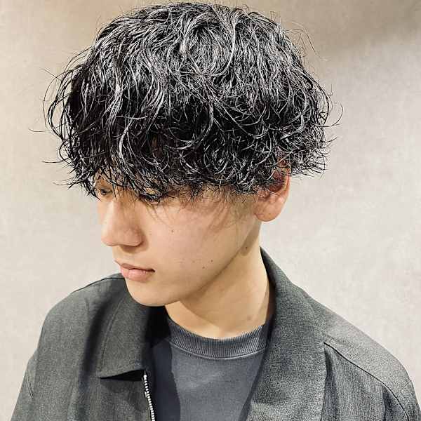 20代/30代/40代/メンズ/パーマ/ツイストパーマ|NEED hair【ニードヘアー】
