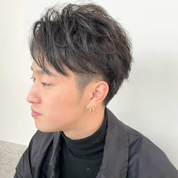 ハーフアップバング 毛流れパーマ 刈り上げショート