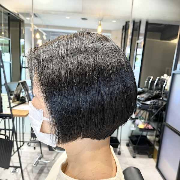 30代/40代/50代/グラデーション前下がりボブ