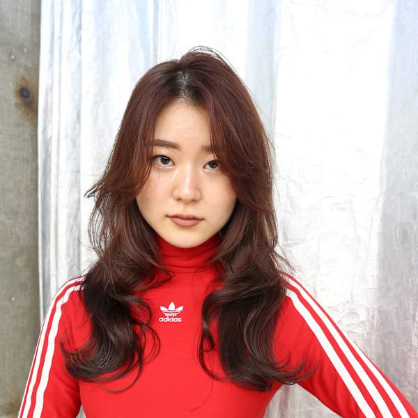 ステップボーンカットハイレイヤー/顔まわりレイヤー