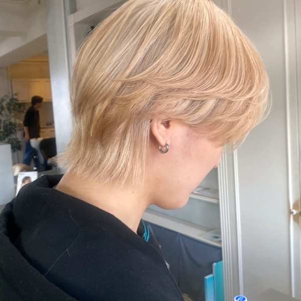 ホワイトカラー ウルフカット メンズパーマ　ダブルカラー|髪質改善 SEPT. 天神大名