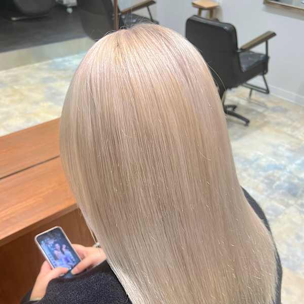 ホワイトベージュ|collet 大宮