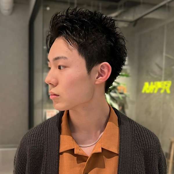 スパイキーショート アップバング 眉毛カット 20代30代|Men's Salon bloc