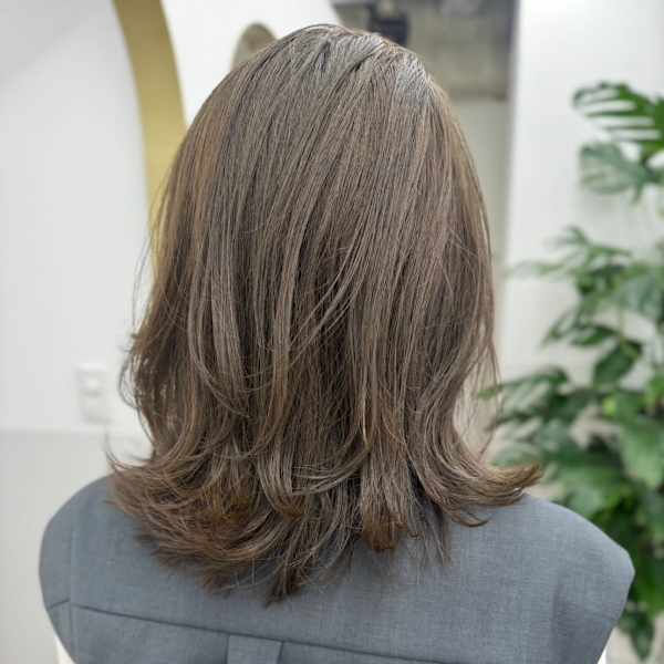 髪質改善　ヘッドスパ　ミディアム　伸ばしかけ　ブラウン