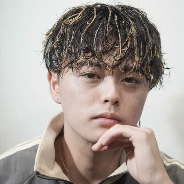 ハイライト/ニュアンスパーマ/スパイラパーマ/波巻きパーマ|MEN'SsalonHYPE 布施駅前店メンズサロンハイプ