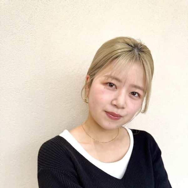 全席個室美容室 Zina 横浜 髪質改善&トリートメント【ジーナ】【ゼンセキコシツビヨウシツ ジーナ ヨコハマ】のスタッフ紹介。原田 なつき