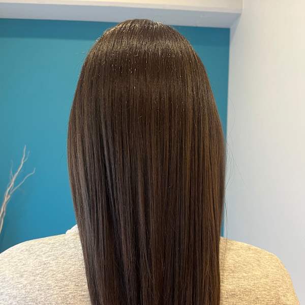 アッシュ×セミロング×髪質改善カラー|UNPEU