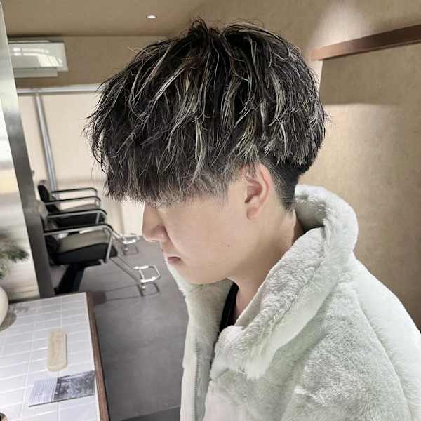 Matsui_メッシュハイライトツイストスパイラルパーマ