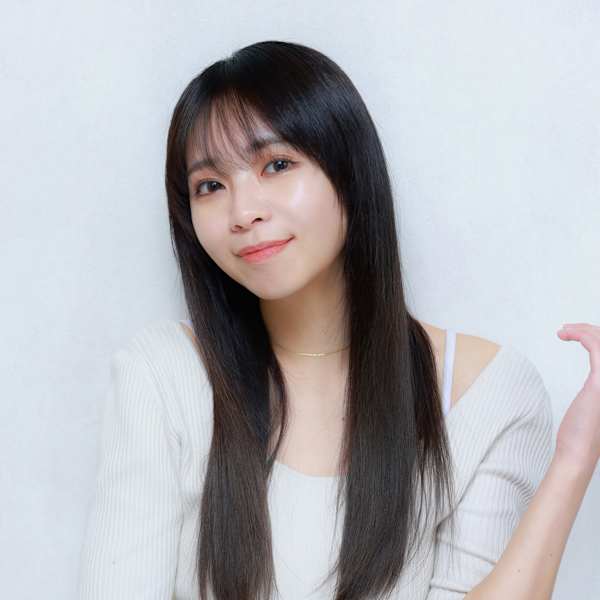 艶感ストレート×透明感黒髪