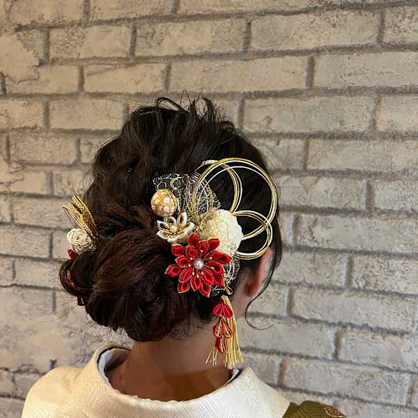 卒業式シニヨンヘア！！