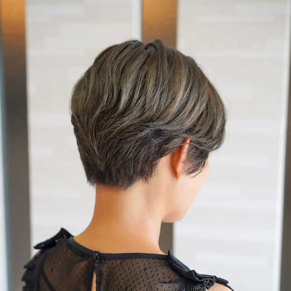 ハンサムショート×シルバーグレージュ