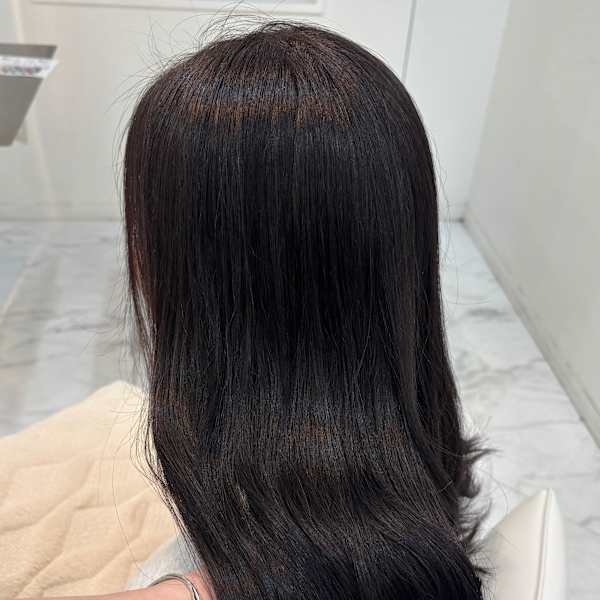 透明感カラー　ブルーブラック　艶髪