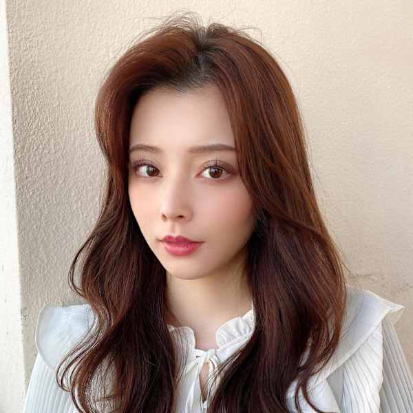 イメチェンロングレイヤー顔周りレイヤー後れ毛小顔カット美髪