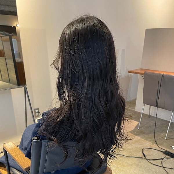 【R HAIR SALON】レイヤーロングヘア