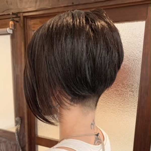 【WORKS】アシンメトリ－×前下がりツーブロックボブ