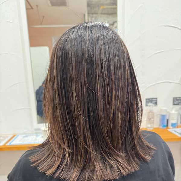 白髪ぼかしハイライト|Hair Salon Leaf