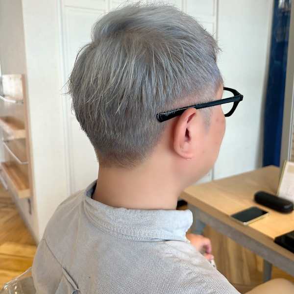 ベリーショート × アッシュカラー