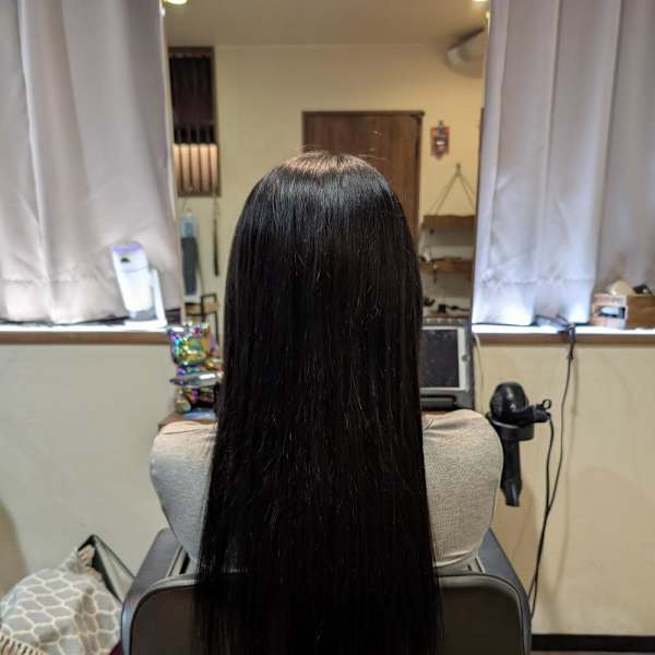 王道黒髪ロングヘアー